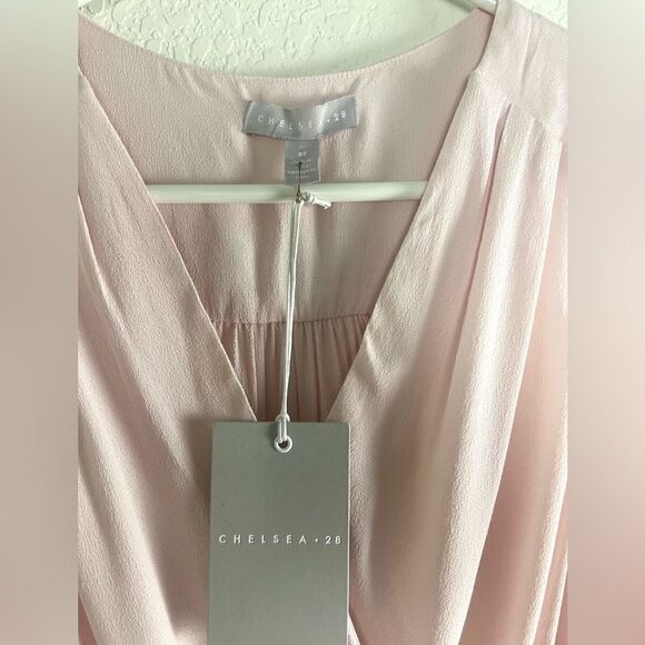 Chelsea27 Sleeveless Peplum Top - Picture 3 of 8